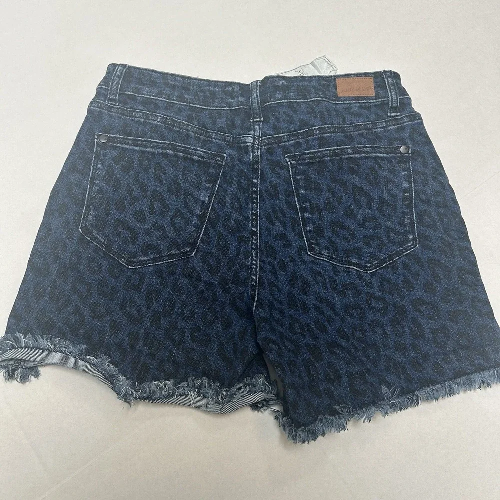 Judy Blue Leopard Print Mid‎ Rise Fray Hem Denim Shorts Size Large Style #150196 - Picture 5 of 5